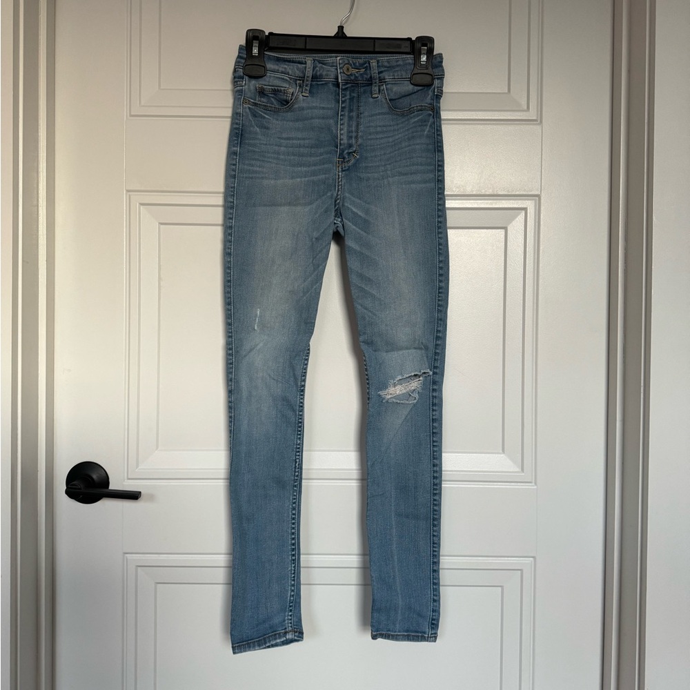 High Waisted Ripped Detailing Skinny Jeans